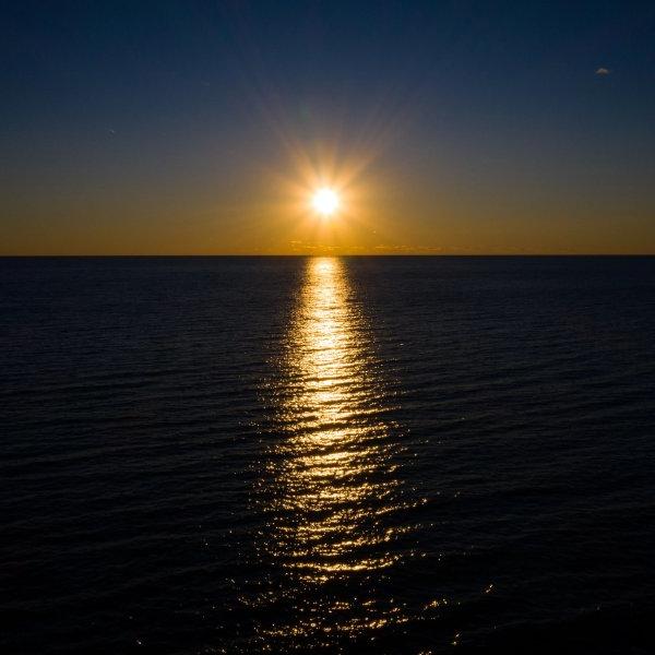 密歇根湖上的日落